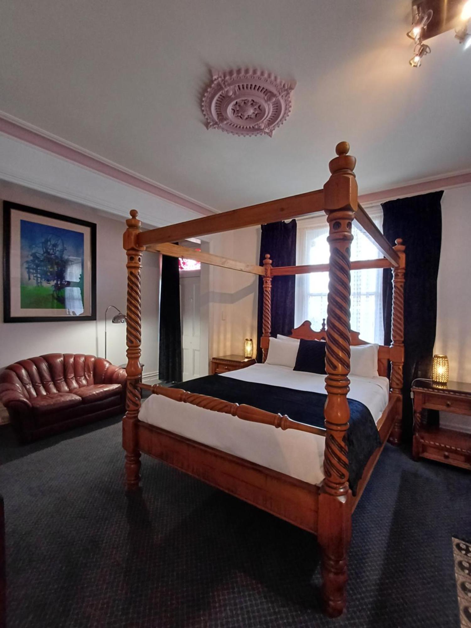 Art Hotel On York Launceston Eksteriør billede