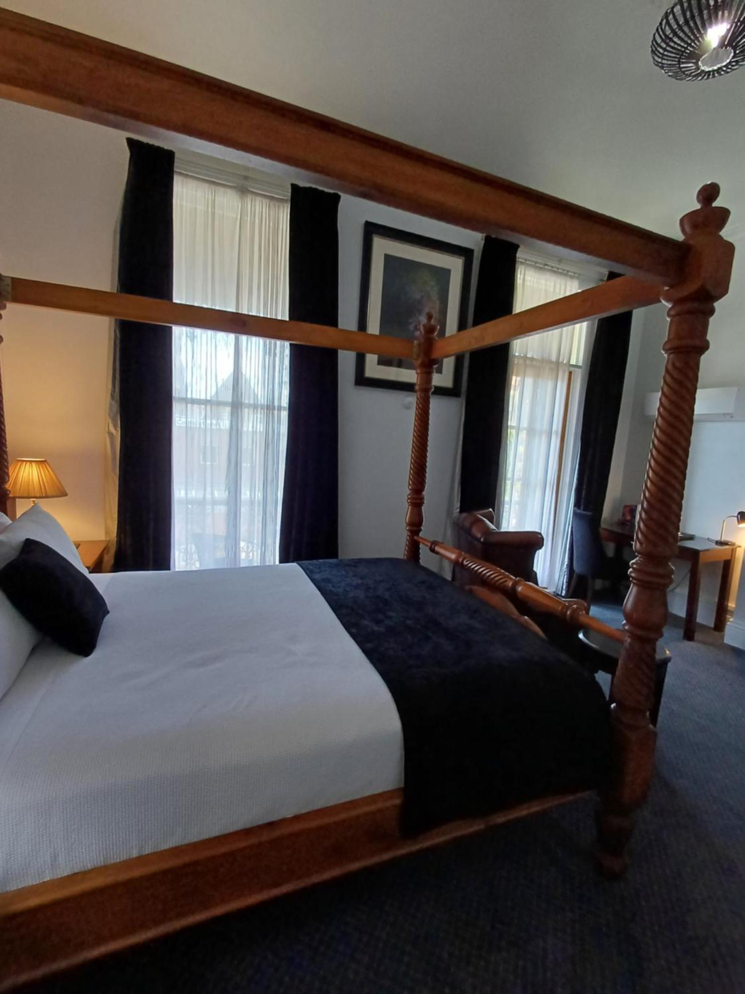 Art Hotel On York Launceston Eksteriør billede